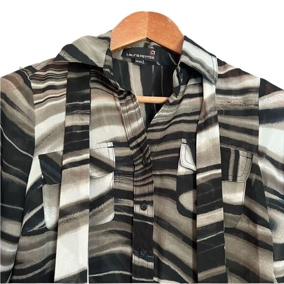 3 for $30! Laura petites patterned long sleeve blouse - Picture 4 of 10